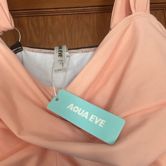 Aqua Eve Women's Tankini Top Size 24W Scoop Neck Ruched Adjustable Straps NWT - Picture 6 of 8